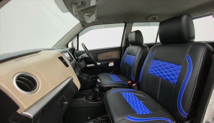 2017 Maruti Wagon R 1.0 LXI CNG, CNG, Manual, 82,909 km, Right Side Front Door Cabin