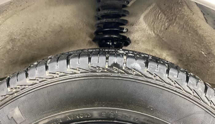 2023 Maruti Eeco 5 STR AC, Petrol, Manual, 27,914 km, Right Front Tyre Tread