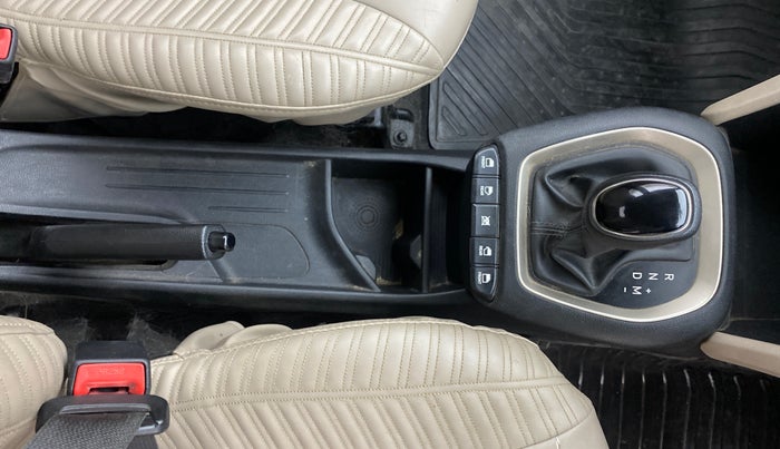 2020 Hyundai NEW SANTRO ASTA AMT, Petrol, Automatic, 30,402 km, Gear Lever