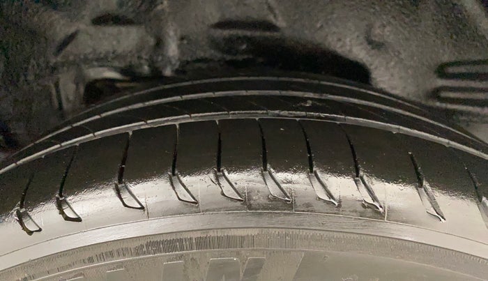 2019 Toyota Corolla Altis VL CVT PETROL, Petrol, Automatic, 27,944 km, Left Rear Tyre Tread