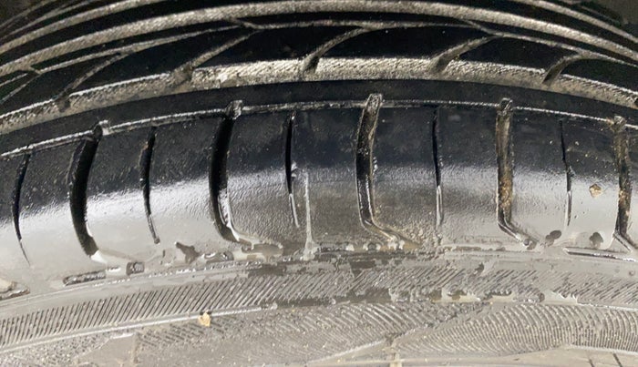 2018 Honda Jazz 1.2L I-VTEC V, Petrol, Manual, 82,275 km, Right Front Tyre Tread