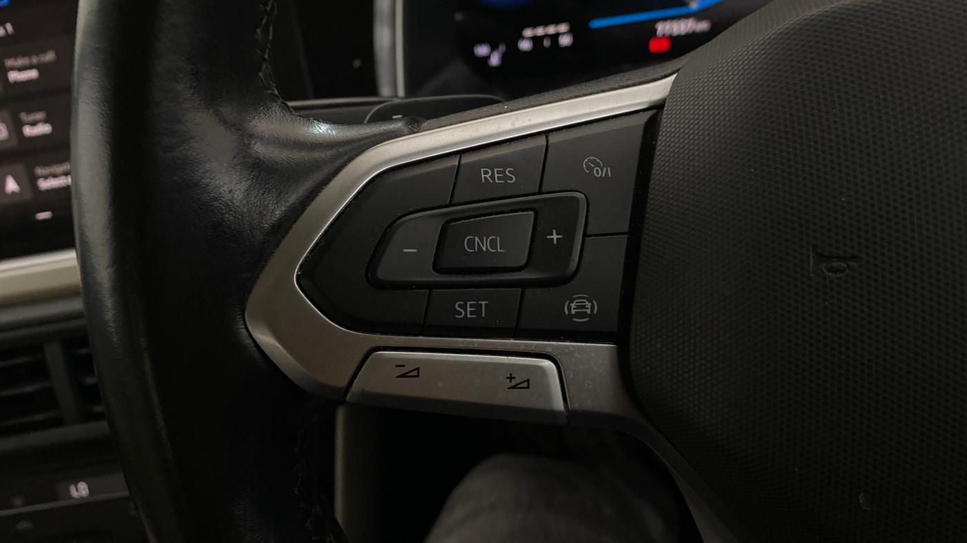 2023 Volkswagen VIRTUS TOPLINE TSI 1.0 AT, Petrol, Automatic, 77,369 km, Adaptive Cruise Control