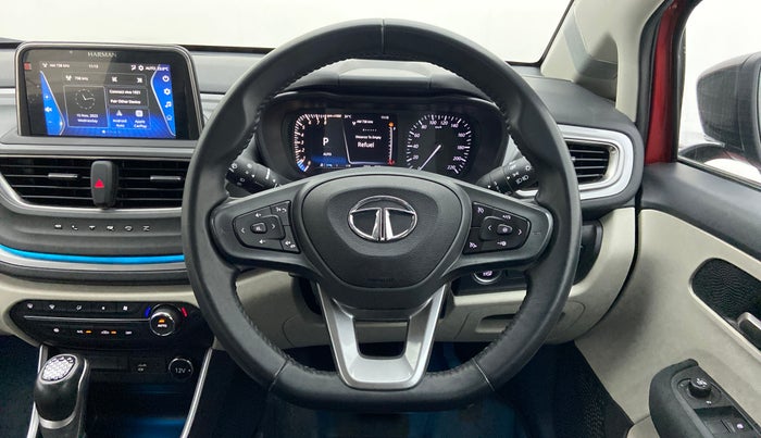 2022 Tata ALTROZ XZA PLUS, Petrol, Automatic, 9,638 km, Steering Wheel Close Up