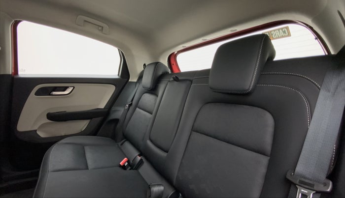 2022 Tata ALTROZ XZA PLUS, Petrol, Automatic, 9,638 km, Right Side Rear Door Cabin