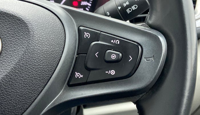 2022 Tata ALTROZ XZA PLUS, Petrol, Automatic, 9,638 km, Adaptive Cruise Control