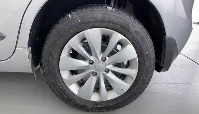2016 Maruti Baleno DELTA CVT PETROL 1.2, Petrol, Automatic, 55,821 km, Left Rear Wheel
