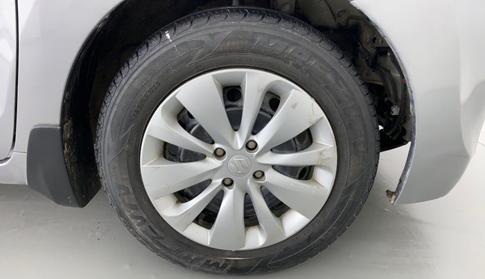 2016 Maruti Baleno DELTA CVT PETROL 1.2, Petrol, Automatic, 55,821 km, Right Front Wheel