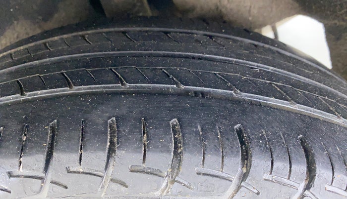 2016 Maruti Baleno DELTA CVT PETROL 1.2, Petrol, Automatic, 55,821 km, Left Rear Tyre Tread