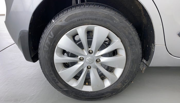 2016 Maruti Baleno DELTA CVT PETROL 1.2, Petrol, Automatic, 55,821 km, Right Rear Wheel