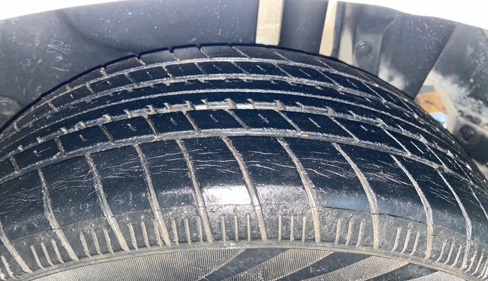 2025 Maruti Dzire VDI, Diesel, Manual, 79,686 km, Left Rear Tyre Tread