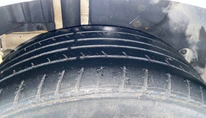 2025 Maruti Dzire VDI, Diesel, Manual, 79,686 km, Right Rear Tyre Tread