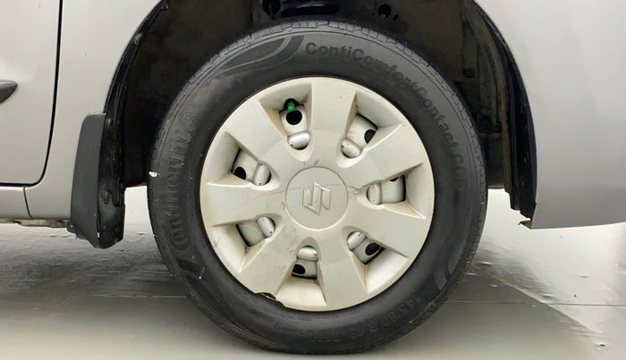 2017 Maruti Wagon R 1.0 LXI CNG, CNG, Manual, 95,892 km, Right Front Wheel