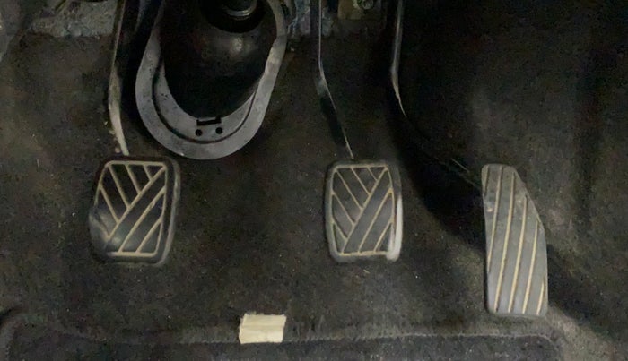 2017 Maruti Wagon R 1.0 LXI CNG, CNG, Manual, 95,892 km, Pedals