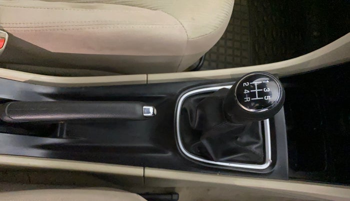 2018 Maruti Ciaz DELTA 1.4 MT PETROL, Petrol, Manual, 78,720 km, Gear Lever