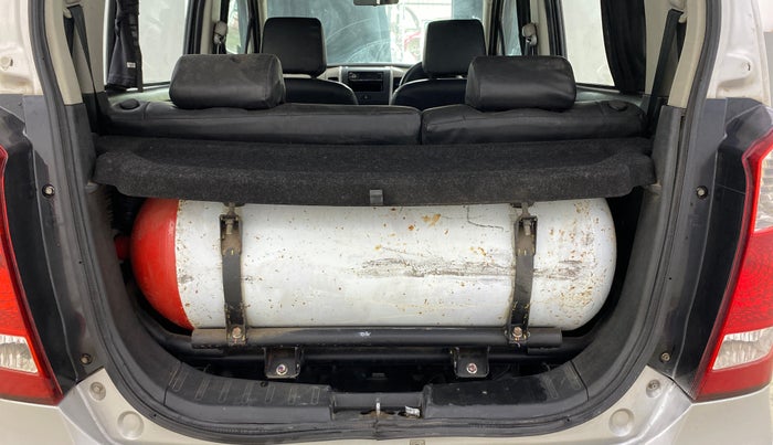 2013 Maruti Wagon R 1.0 LXI CNG, CNG, Manual, 91,178 km, Boot Inside