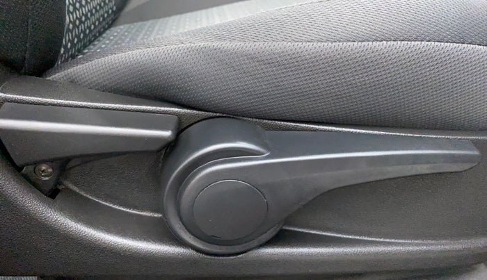 2019 Tata NEXON XZA PLUS DIESEL, Diesel, Automatic, 49,164 km, Driver Side Adjustment Panel
