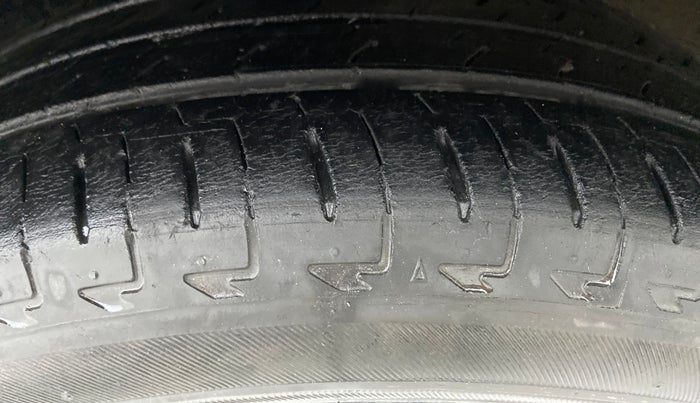 2018 Maruti IGNIS DELTA 1.2 K12, Petrol, Manual, 39,693 km, Left Front Tyre Tread