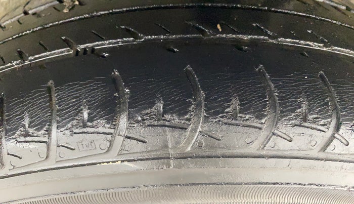 2017 Maruti Celerio VXI AMT, Petrol, Automatic, 31,943 km, Left Rear Tyre Tread