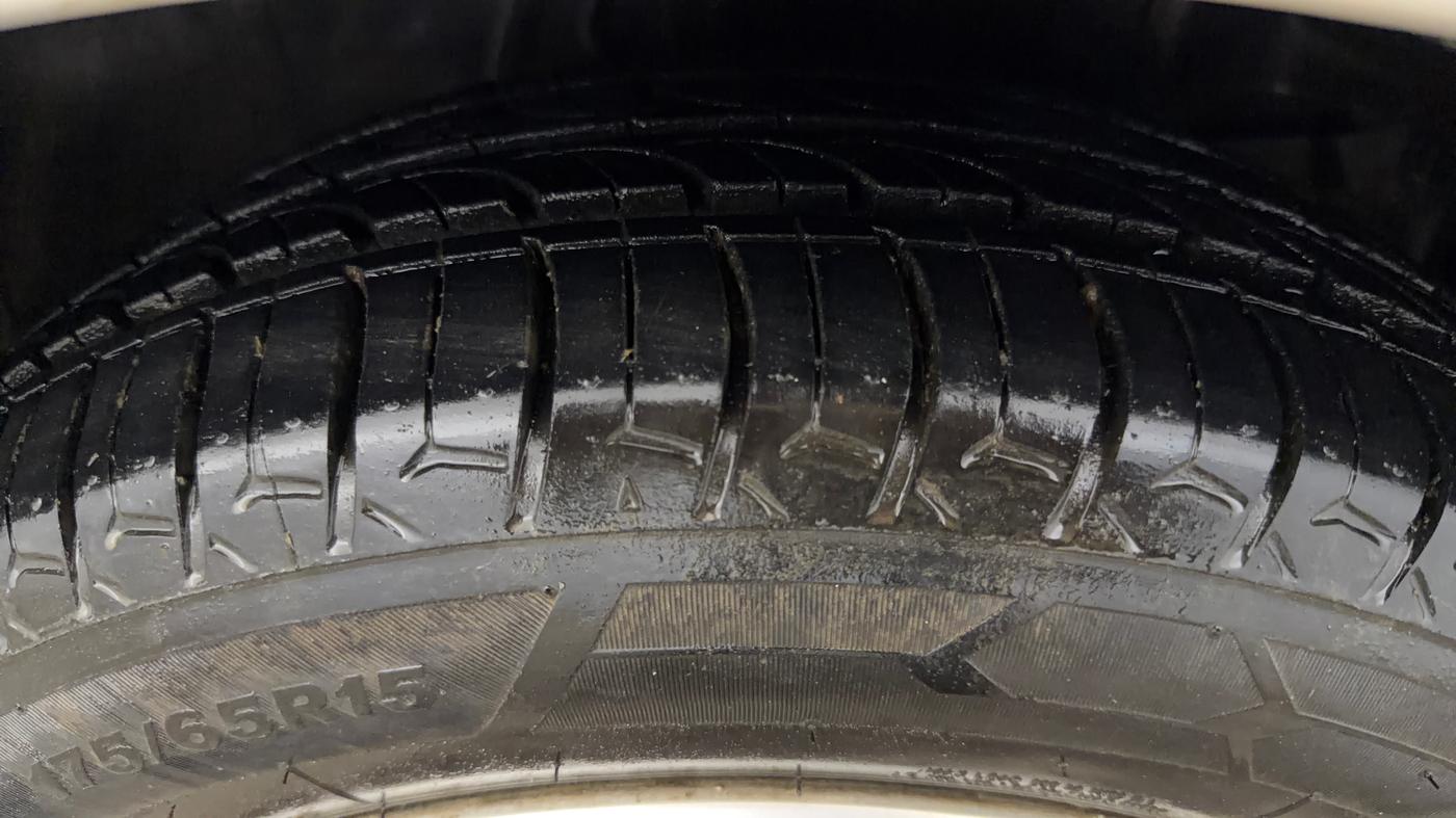 2016 Honda City 1.5L I-VTEC VX CVT, Petrol, Automatic, 41,221 km, Right Front Tyre Tread