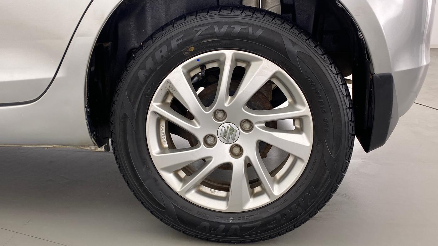 2014 Maruti Swift ZXI D, Petrol, Manual, 12,469 km, Left Rear Wheel