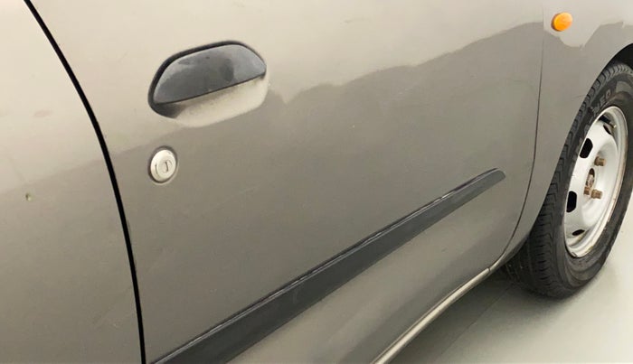 2018 Datsun Redi Go A, Petrol, Manual, 58,939 km, Driver-side door - Slightly dented