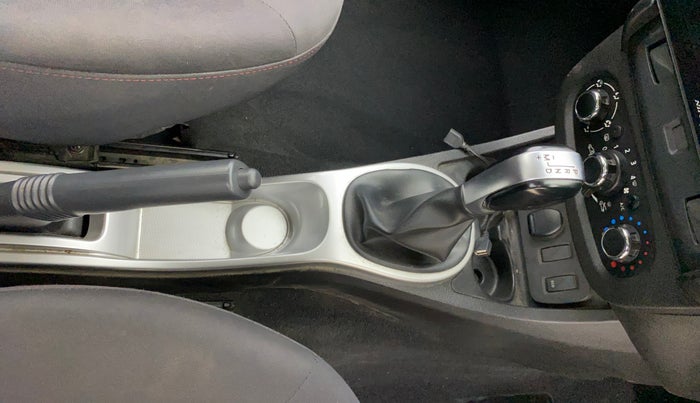 2017 Renault Duster RXS CVT, Petrol, Automatic, 42,374 km, Gear Lever