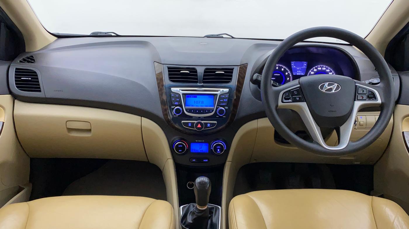 2014 Hyundai Verna FLUIDIC 1.6 VTVT SX, Petrol, Manual, 84,015 km, Dashboard