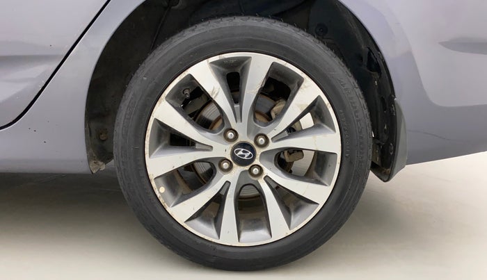 2014 Hyundai Verna FLUIDIC 1.6 VTVT SX, Petrol, Manual, 84,015 km, Left Rear Wheel