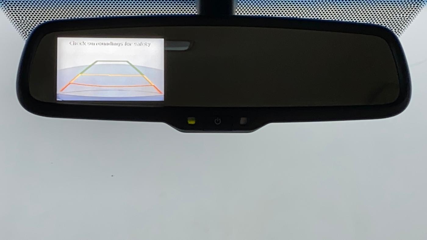 2014 Hyundai Verna FLUIDIC 1.6 VTVT SX, Petrol, Manual, 84,015 km, IRVM Reverse Camera