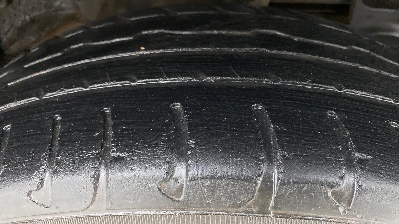 2018 Renault Duster RXZ AMT 110 PS, Diesel, Automatic, 34,552 km, Left Rear Tyre Tread