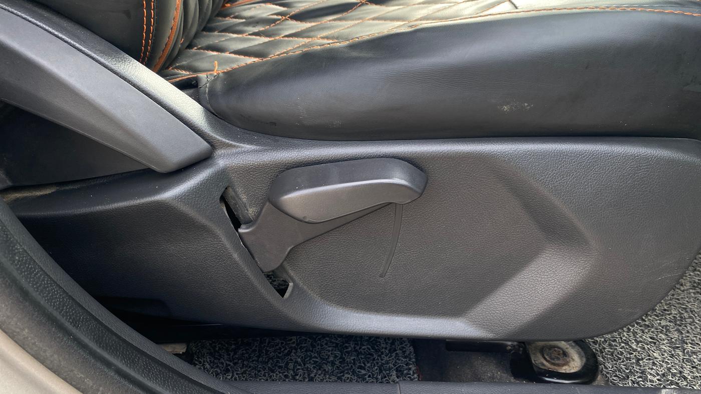 2021 Ford FREESTYLE TITANIUM 1.2 PETROL, Petrol, Manual, 13,982 km, Driver Side Adjustment Panel