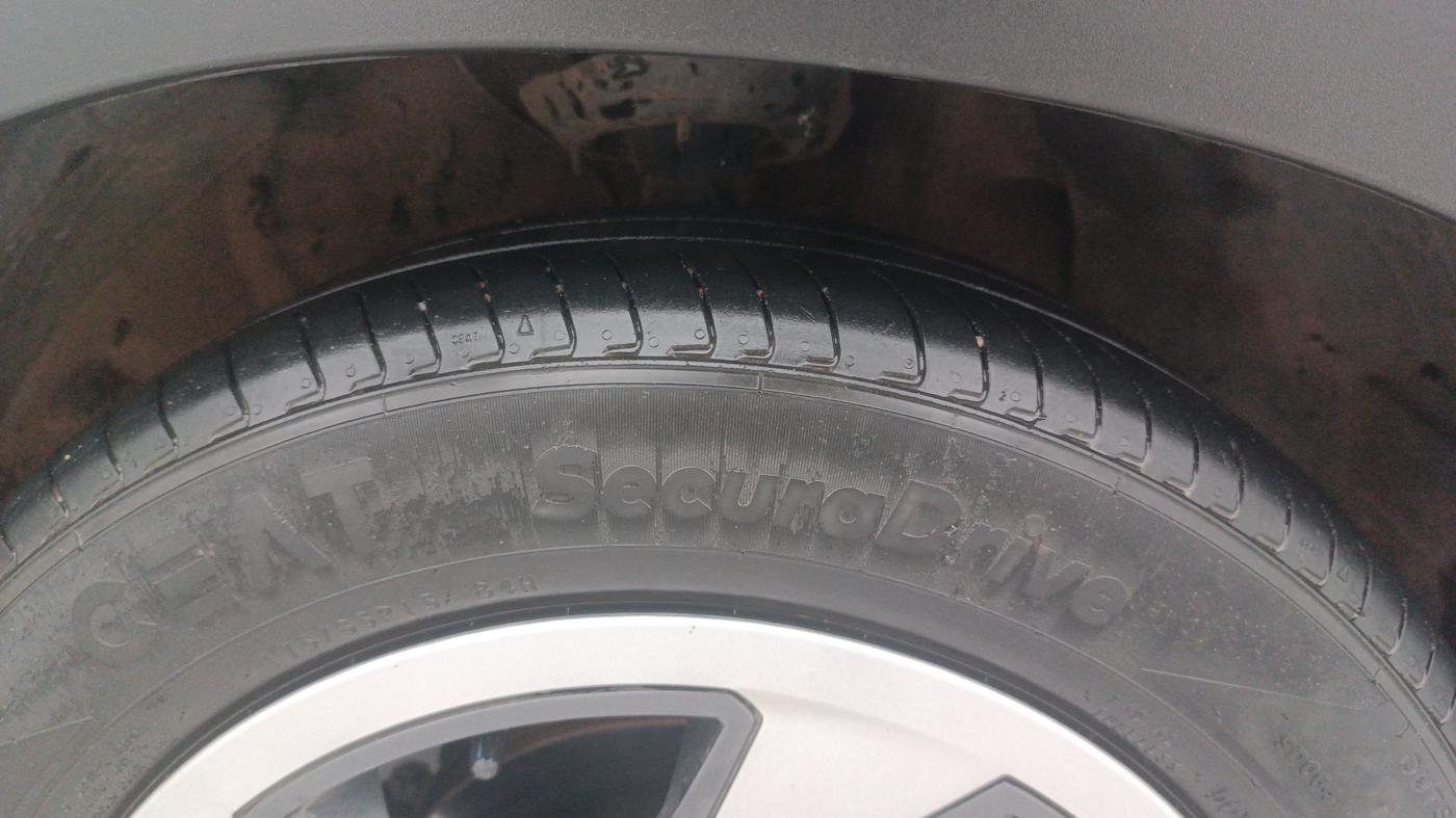 2025 Hyundai EXTER SX 1.2 MT, Petrol, Manual, 14,384 km, Right Front Tyre Tread