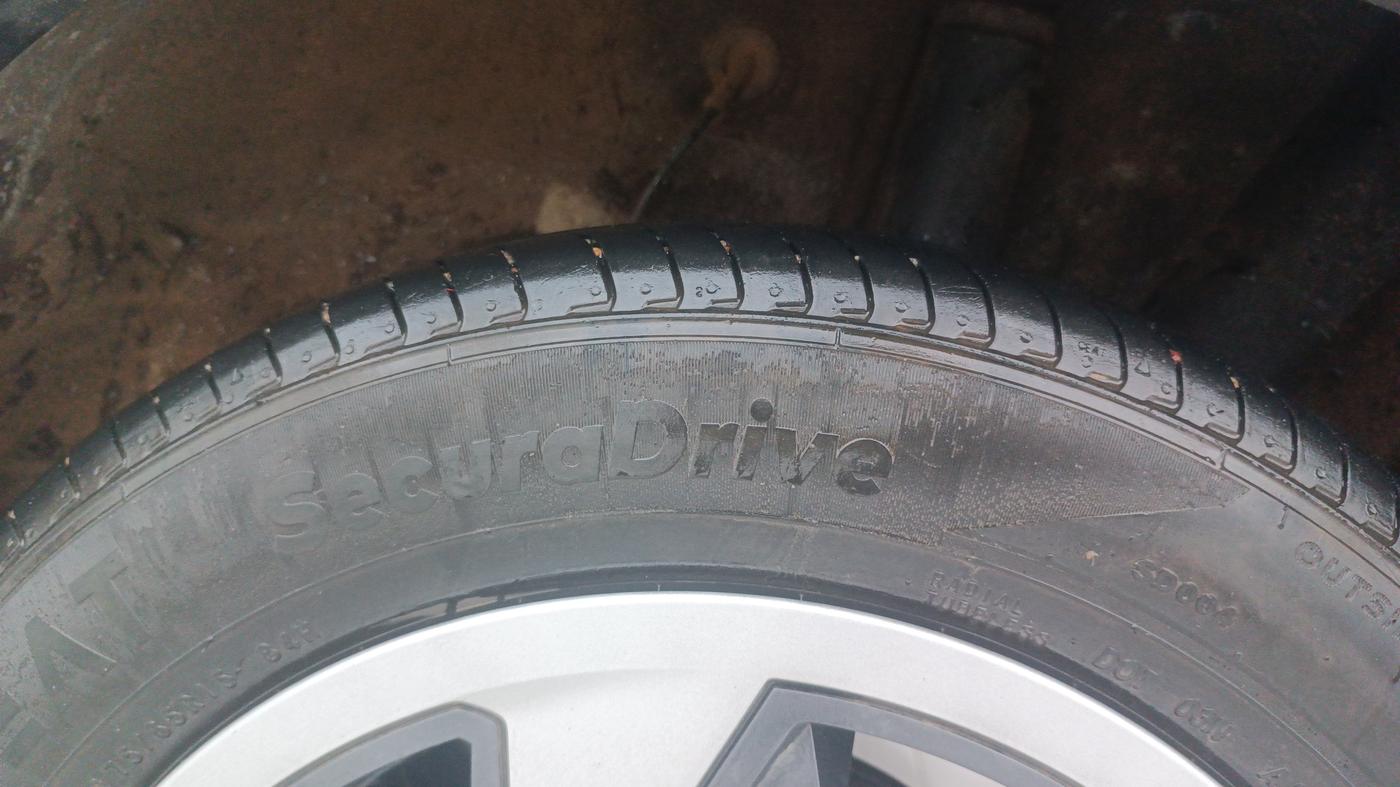 2025 Hyundai EXTER SX 1.2 MT, Petrol, Manual, 14,384 km, Left Rear Tyre Tread