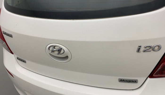 2014 Hyundai i20 MAGNA (O) 1.4 CRDI, Diesel, Manual, 67,260 km, Dicky (Boot door) - Minor scratches