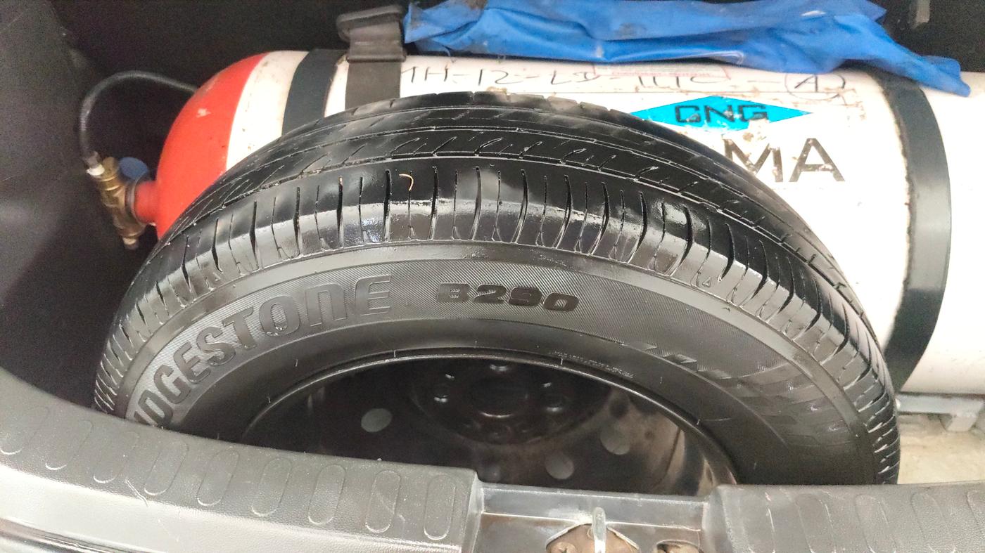2014 Maruti Ritz VXI, CNG, Manual, 48,812 km, Spare Tyre