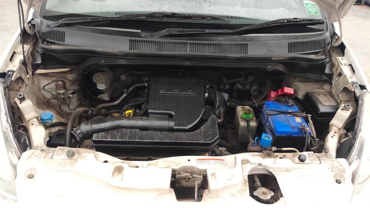 2014 Maruti Ritz VXI, CNG, Manual, 48,812 km, Engine View