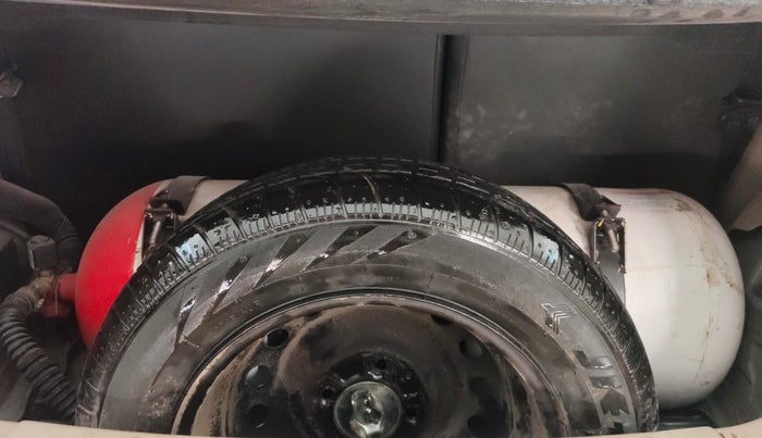 2017 Maruti Celerio VXI CNG, CNG, Manual, 94,079 km, Spare Tyre