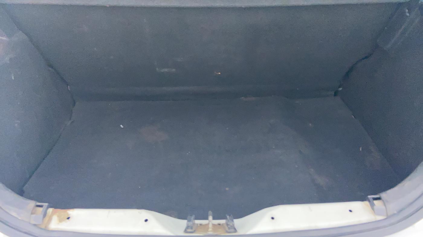 2013 Hyundai i20 MAGNA 1.4 CRDI, Diesel, Manual, 72,869 km, Boot Inside View
