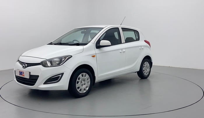 2013 Hyundai i20 MAGNA 1.4 CRDI, Diesel, Manual, 72,869 km, Left Front Diagonal (45- Degree) View
