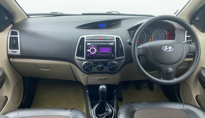 2013 Hyundai i20 MAGNA 1.4 CRDI, Diesel, Manual, 72,869 km, Dashboard View
