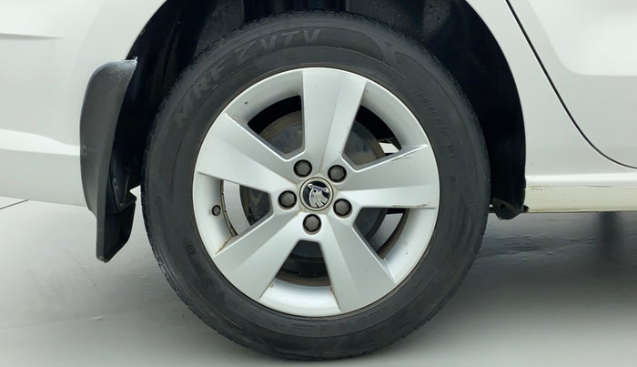 2021 Skoda Rapid AMBITION AT TSI, Petrol, Automatic, 55,436 km, Right Rear Wheel