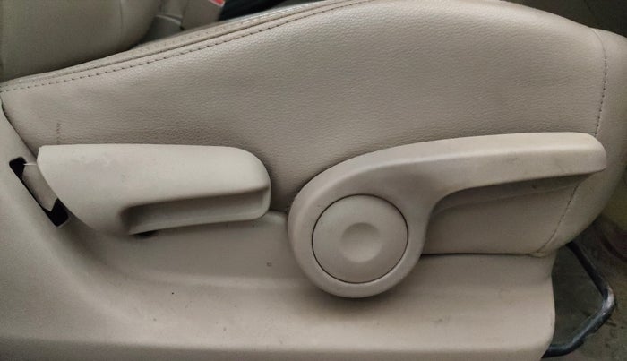 2020 Maruti Ciaz ALPHA  AT 1.5 SHVS PETROL, Petrol, Automatic, 81,801 km, Driver Side Adjustment Panel