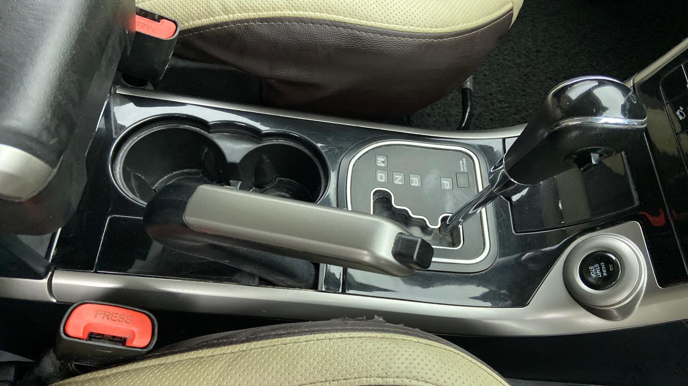2020 Mahindra XUV500 W9 AT, Diesel, Automatic, 34,665 km, Gear Lever