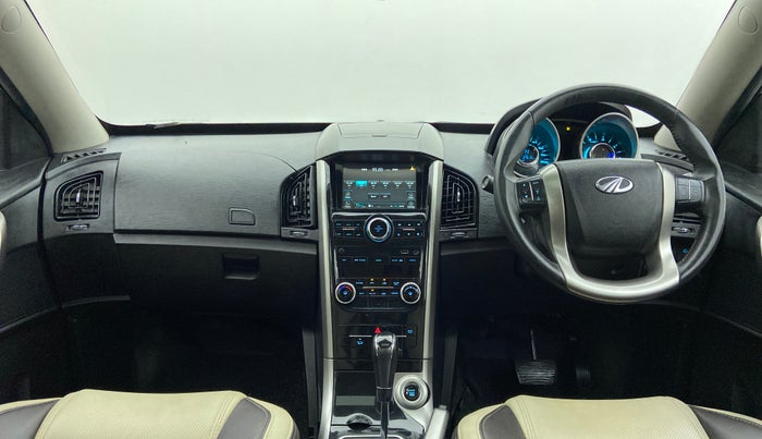2020 Mahindra XUV500 W9 AT, Diesel, Automatic, 34,665 km, Dashboard