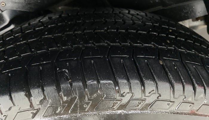 2020 Mahindra XUV500 W9 AT, Diesel, Automatic, 34,665 km, Right Rear Tyre Tread