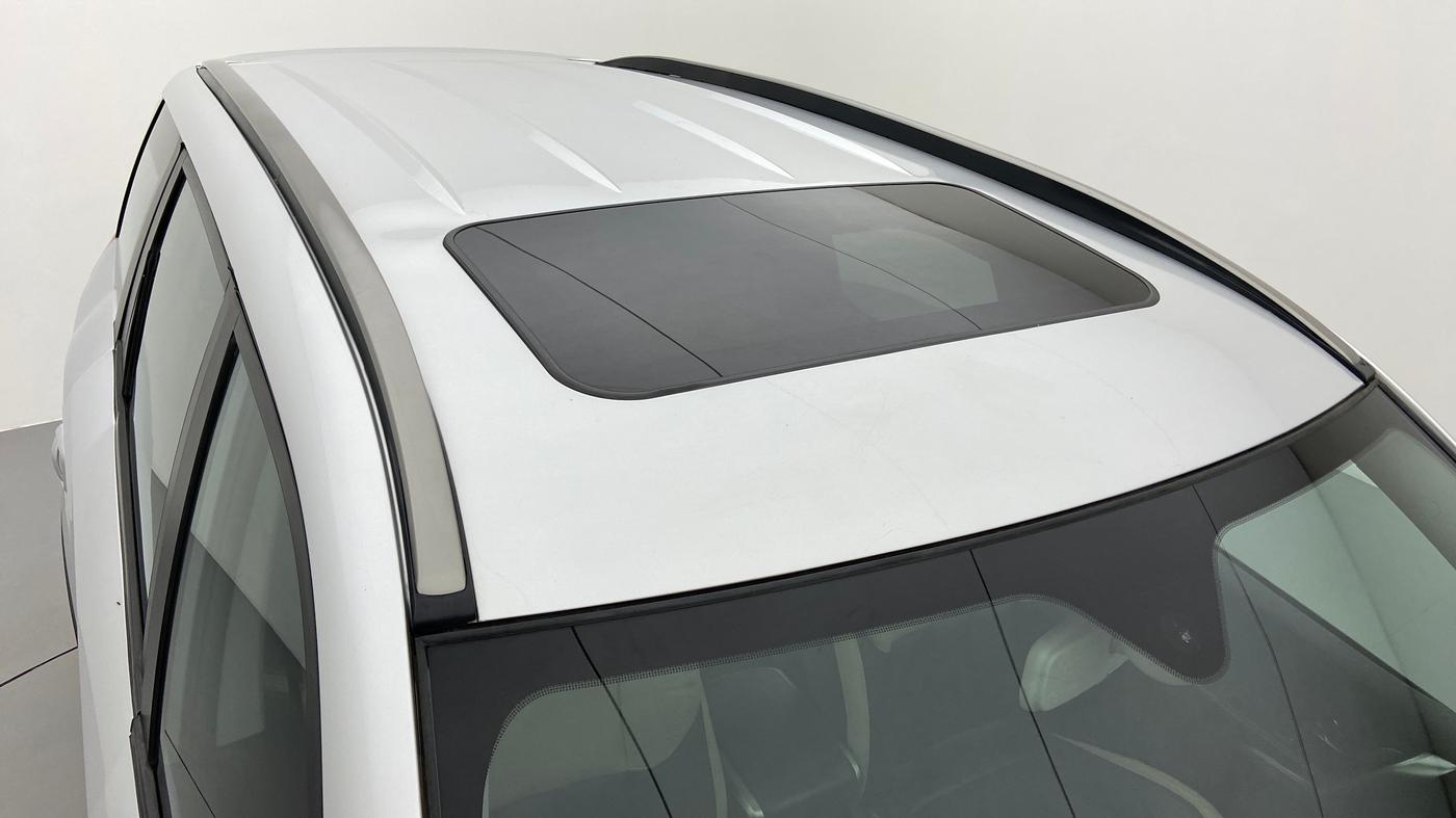 2020 Mahindra XUV500 W9 AT, Diesel, Automatic, 34,665 km, Roof