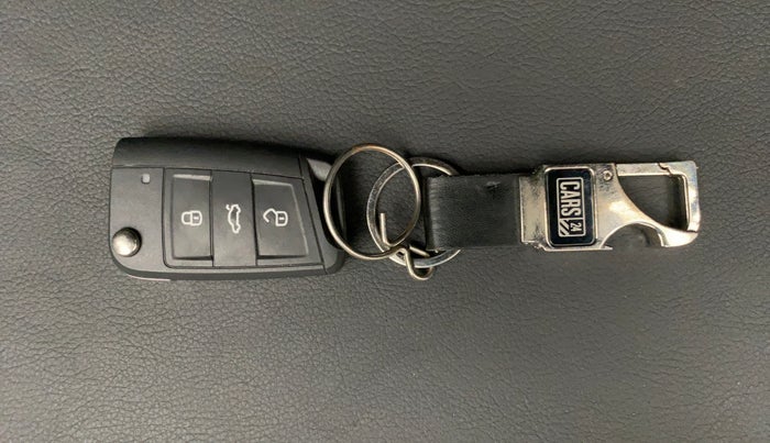 2022 Skoda SLAVIA AMBITION 1.0L TSI MT, Petrol, Manual, 7,759 km, Key Close Up