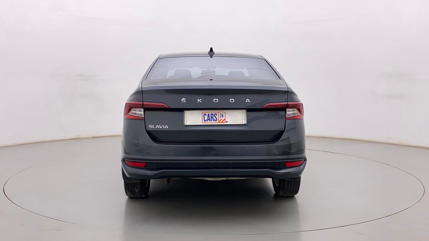 2022 Skoda SLAVIA AMBITION 1.0L TSI MT, Petrol, Manual, 7,759 km, Back/Rear