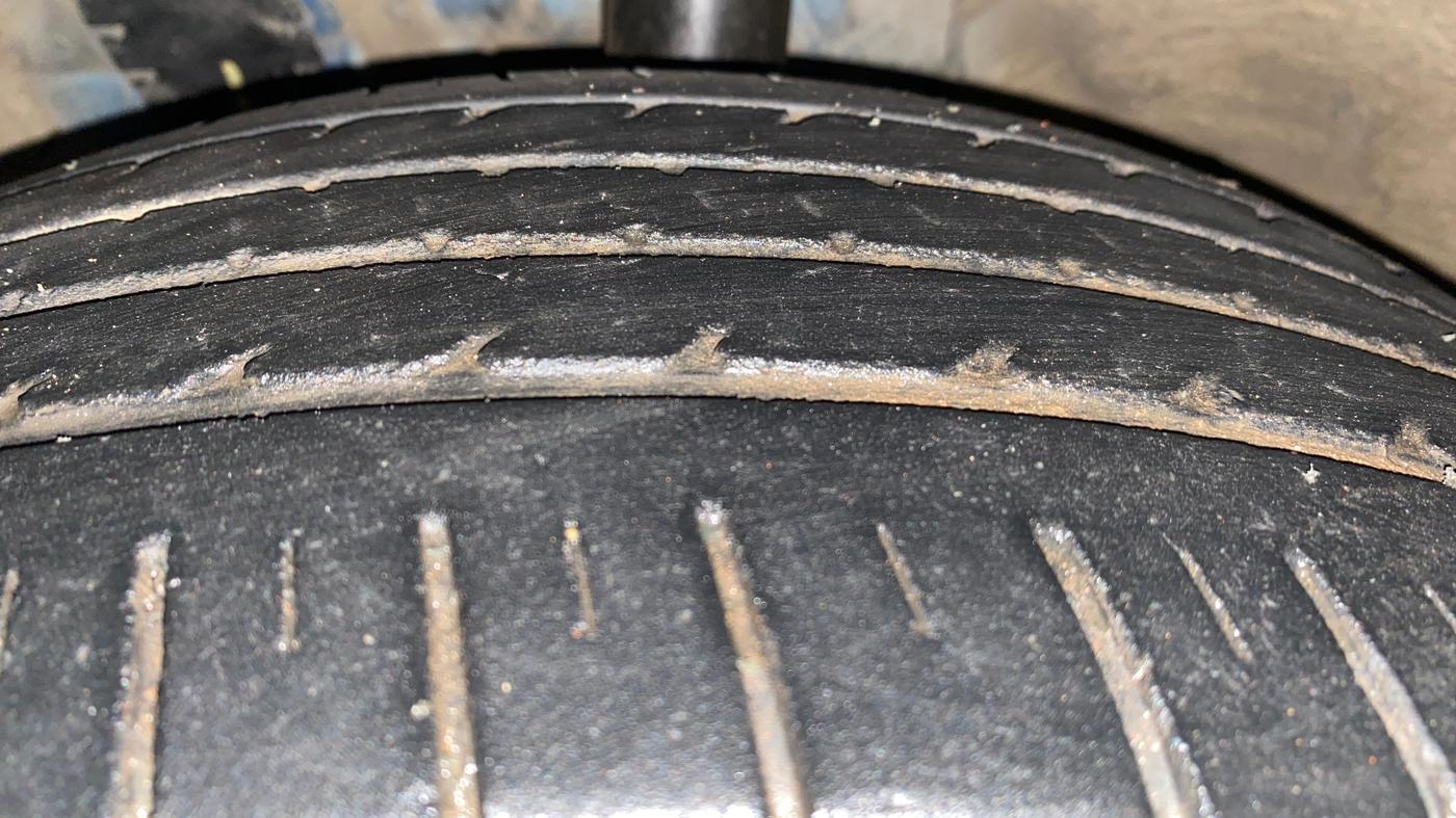 2019 KIA SELTOS HTX 1.5 PETROL, Petrol, Manual, 45,531 km, Left Front Tyre Tread