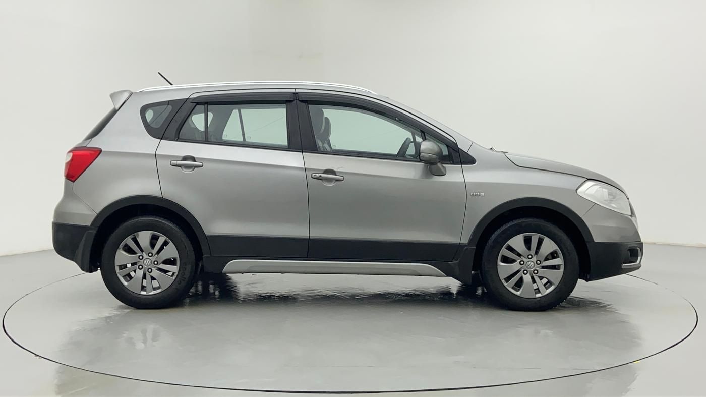 2016 Maruti S Cross ALPHA 1.6, Diesel, Manual, 1,18,540 km, Right Side